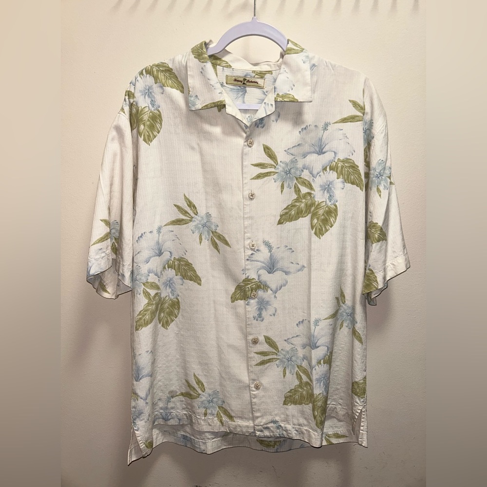 Tommy Bahama Large Floral Shirt